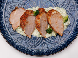 Sos brokułowy z serem pleśniowym do polędwiczki wieprzowej