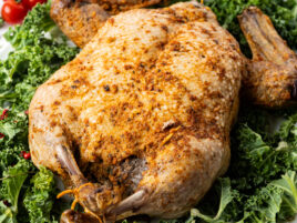 Kaczka pieczona w całości faszerowana